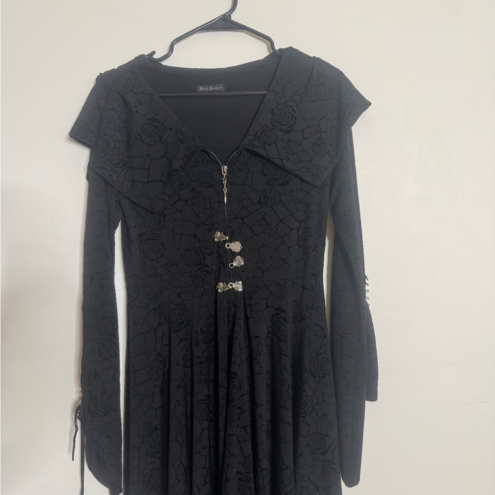 Elegant Black Long Sleeve Dress